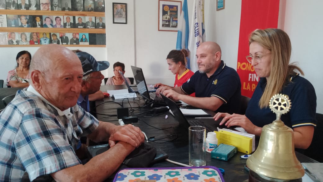 Gestión solidaria de trámites de medicamentos para afiliados a PAMI